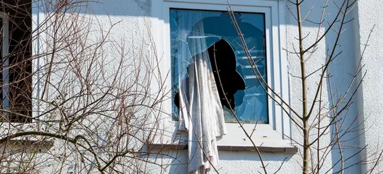 Storm Window Installation Contractors in Rutherford, Alberta
