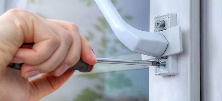 Window Crack Repair in Edmonton, AB